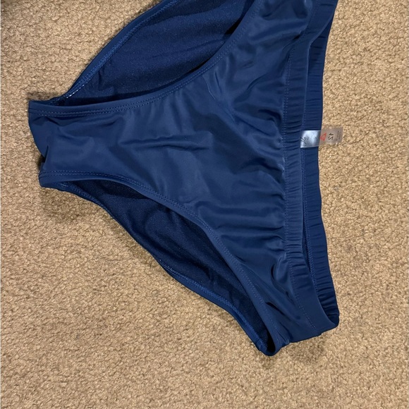 Kona Sol Blue Swimsuit Top - Picture 3 of 5